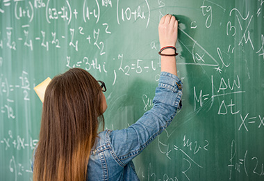 Mathematics_Stock(Program)