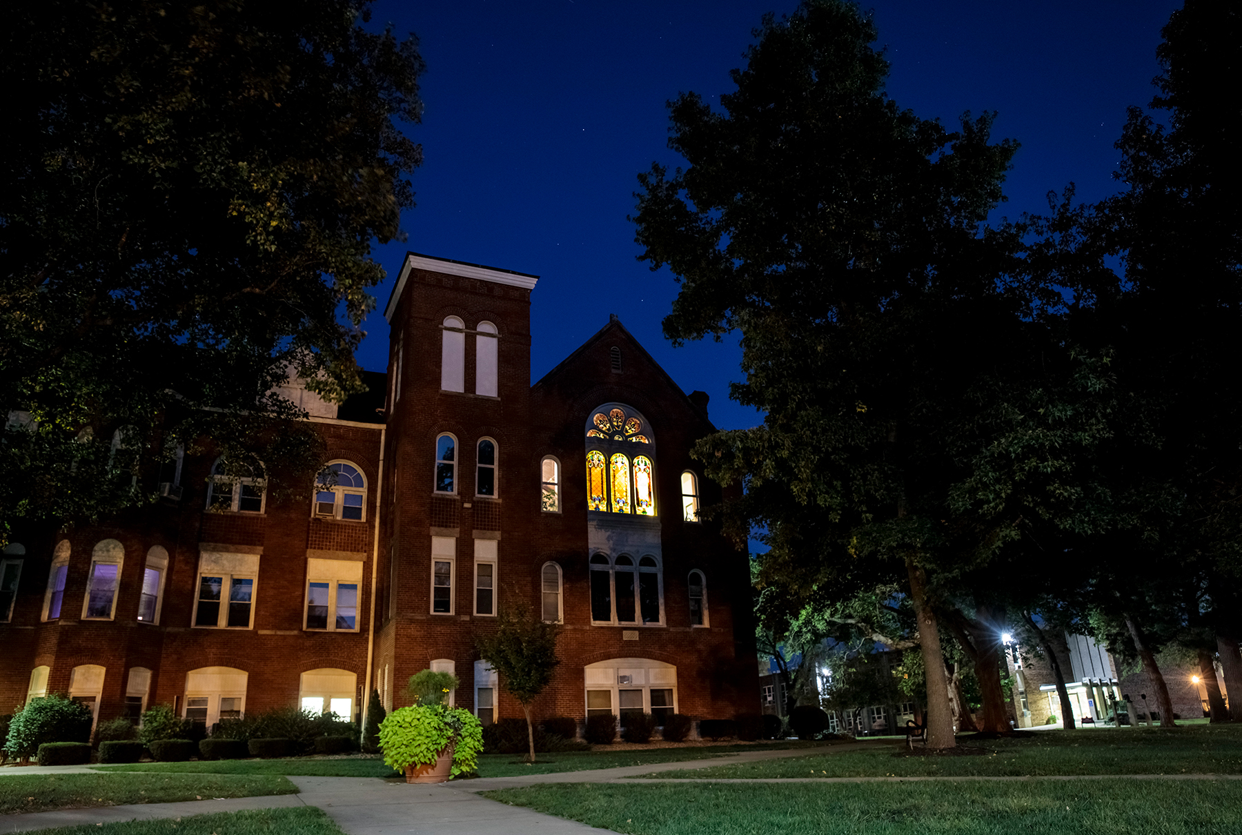 GIVE Missouri Valley University students on campus