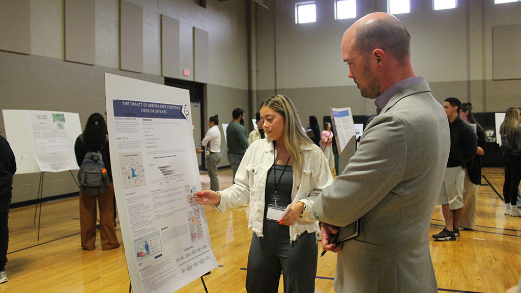 Student Research Symposium Student presenting at the Missouri Valley University Student Research Symposium